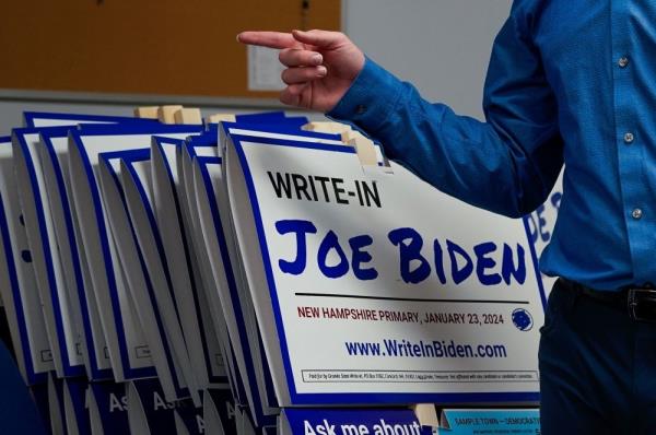Biden allies plot to thwart third party bids that threaten his reelection