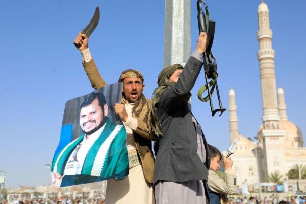 美国重新将也门胡塞武装列为“恐怖主义”实体