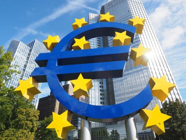 欧元区债券收益率上升，因欧洲经济低迷略有缓解