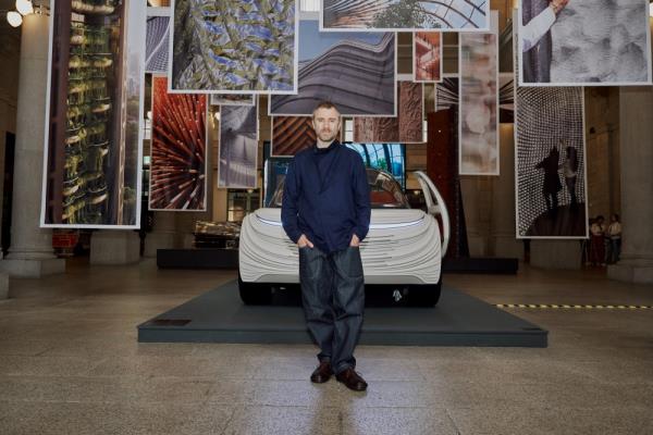 建筑师Thomas Heatherwick展示了他是如何创造出能够引发情感的地方的